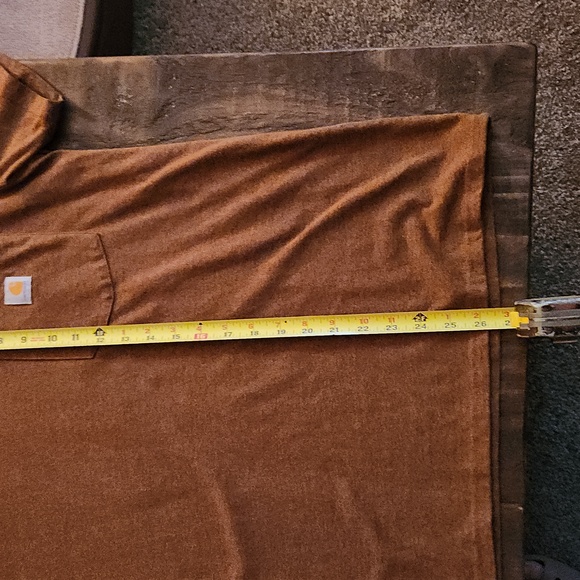 Carhartt Oiled Walnut Heather Full Zip Hoodie and Tee - Picture 9 of 11